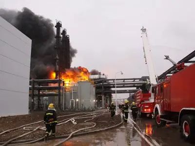 車間異味治理:“我的地盤我做主”,你的健康我呵護(hù).jpg 車間異味治理:“我的地盤我做主”,你的健康我呵護(hù).jpg