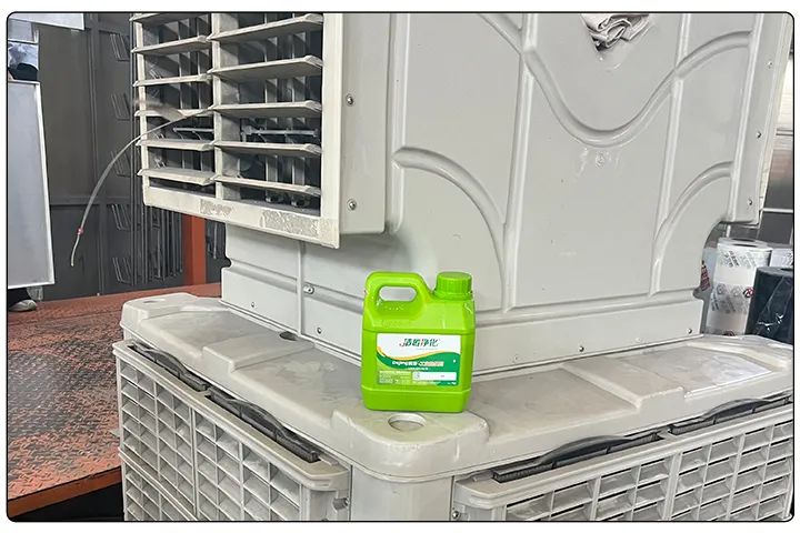 金屬建材噴漆廠異味大,設(shè)備的除臭效率低,除臭劑該這么用!.jpg 金屬建材噴漆廠異味大,設(shè)備的除臭效率低,除臭劑該這么用!.jpg