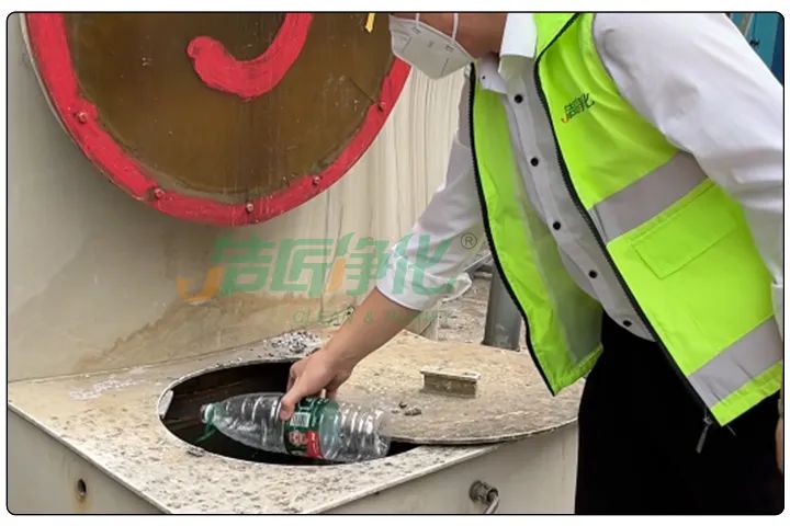 金屬建材噴漆廠異味大,設(shè)備的除臭效率低,除臭劑該這么用!.jpg 金屬建材噴漆廠異味大,設(shè)備的除臭效率低,除臭劑該這么用!.jpg